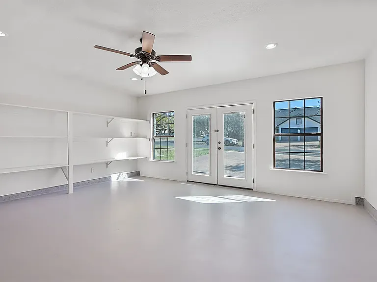 1300 Monica St — Photo 9