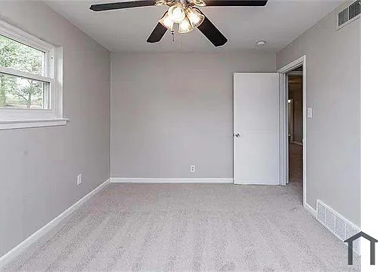 704 Clebud Dr — Photo 9