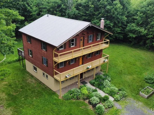 21123 Broemer Rd, Chassell, MI 49916