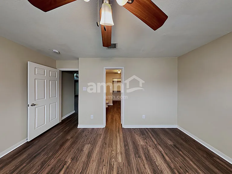 4615 Snowdrop Ct — Photo 8