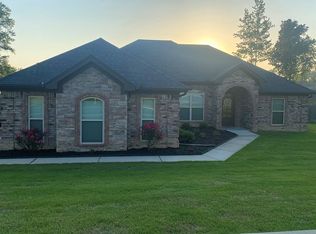 3943 Hampton Dr, Benton, AR 72019