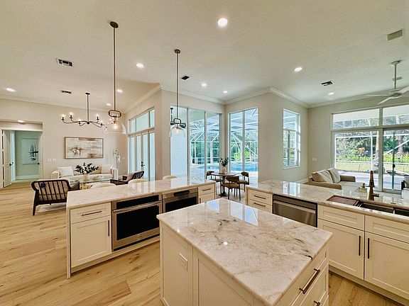 5th image of 8667 SE Antigua Way