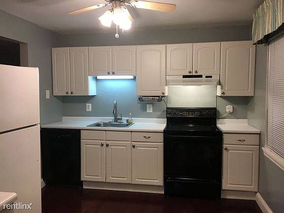 3rd image of 7804 Snead Ln
