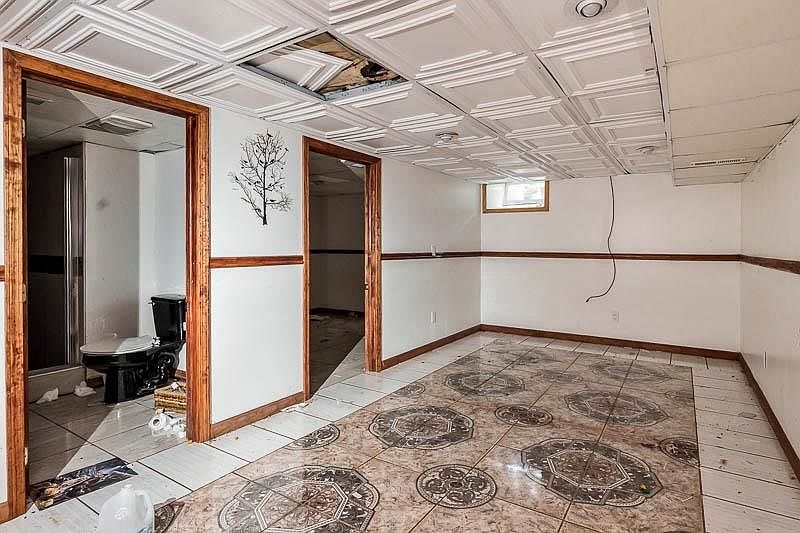 34th image of 731 Wheeler Ave