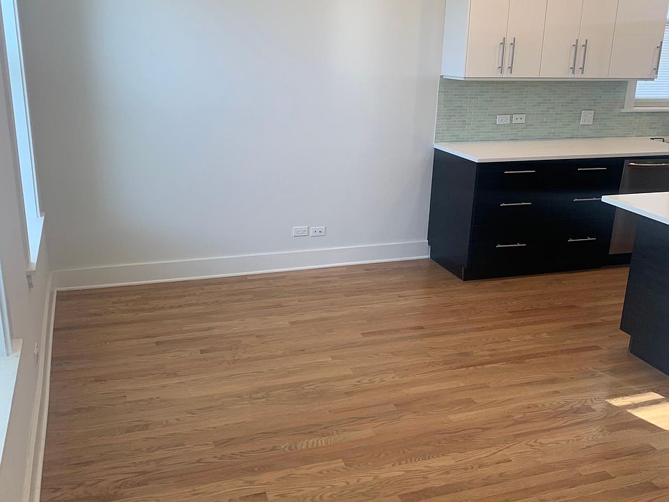 1547 Wabansia 3F
