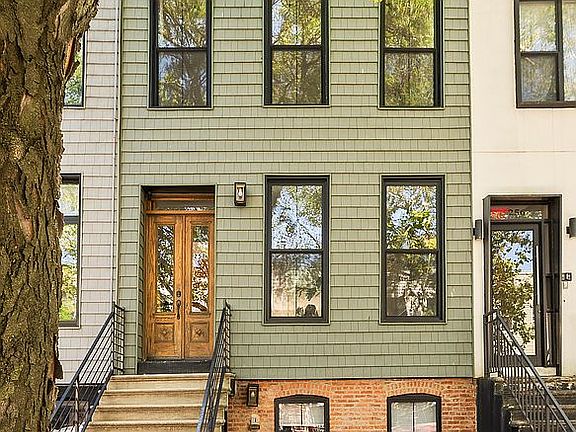 2nd image of 258 Woodbine St #2FAM