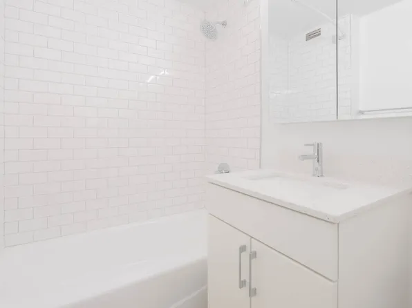 400 West 37th Street image 50 of 69