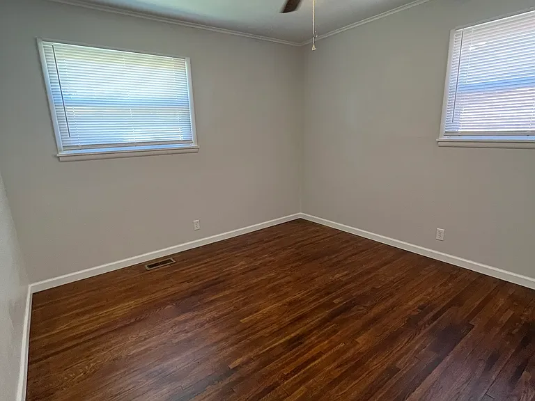 7433 E 31st St — Photo 5