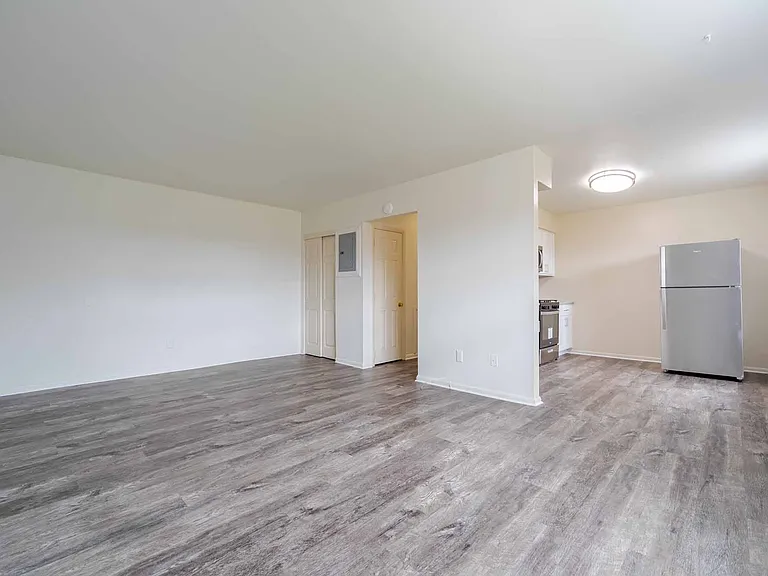 Congress Apartment Homes — Photo 7