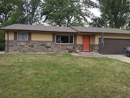 1117 Ponderosa Dr Photo 1