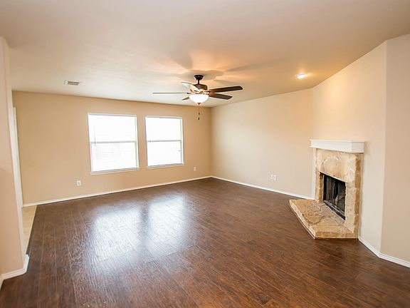 4th image of 416 Glenn Ct
