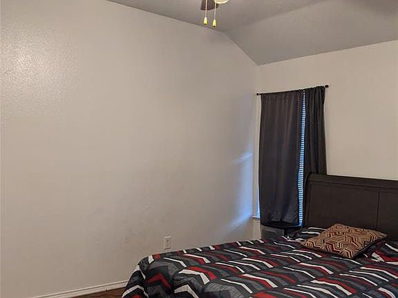 5th image of 2109 Creek Royal Dr