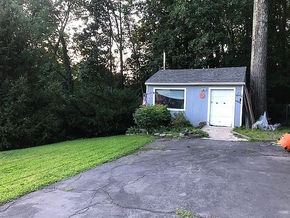  Driveway view to shed 8 15