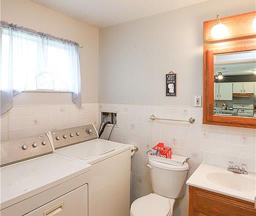 4th image of 5713 Lily Ln