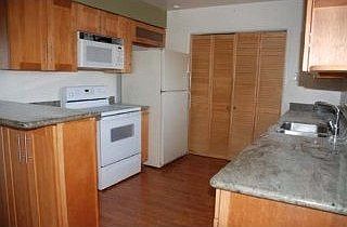 4th image of 1543 Marina Ct Unit B
