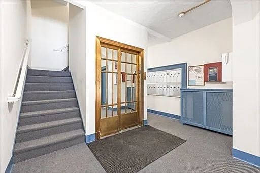 8 Chiswick Rd #6 — Photo 10