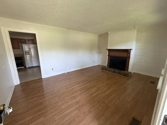 702 Rodeo Rd — Photo 7