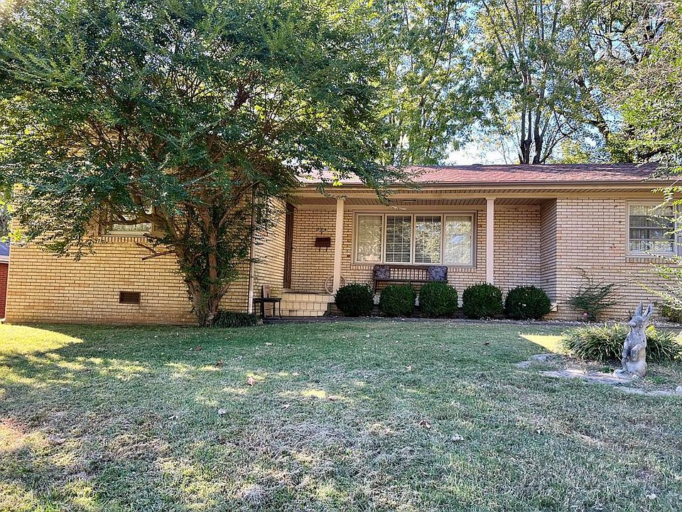 1st image of 775 Homewood Dr