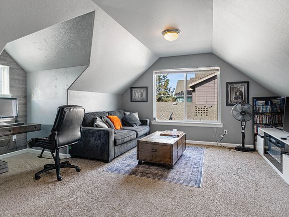 4th image of 21266 Capella Pl