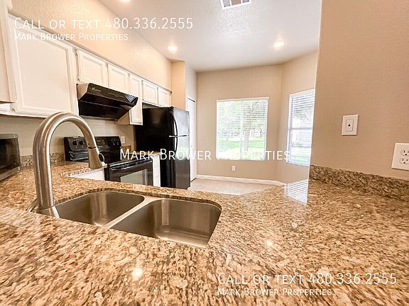 3rd image of 500 N Roosevelt Ave Unit 31