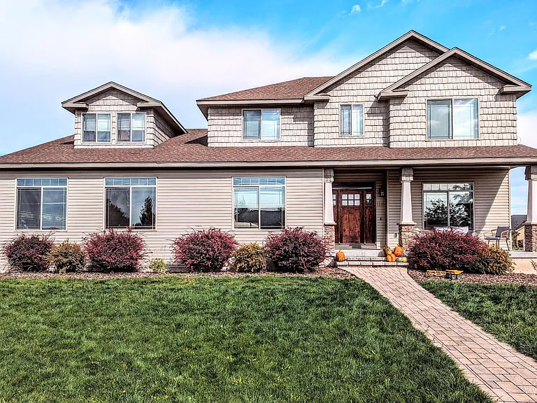 1118 Coyote Willow Way — Photo 1