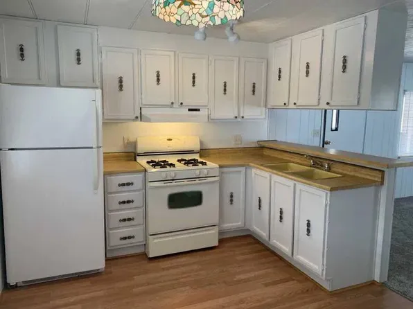 305 S Val Vista Dr Lot 252, Mesa, AZ 85204