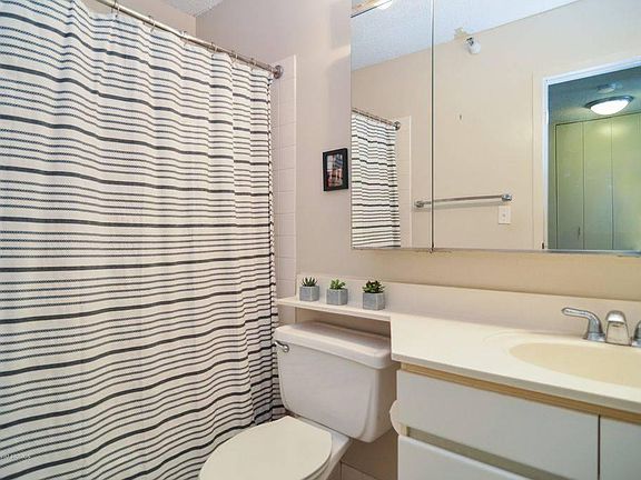 5th image of 440 N Wabash Ave APT 4902