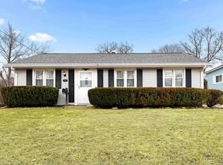 107 Berry Rd, Marquette Heights, IL 61554