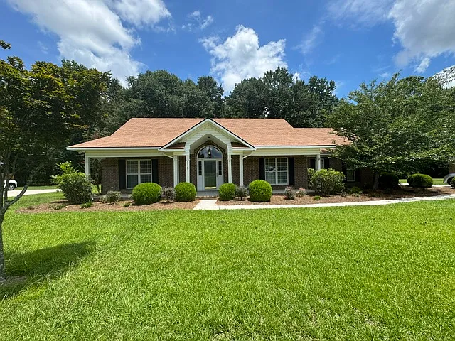 1129 Bartlett Dr