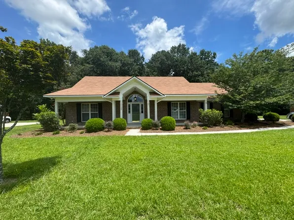 1129 Bartlett Dr, Statesboro, GA 30461