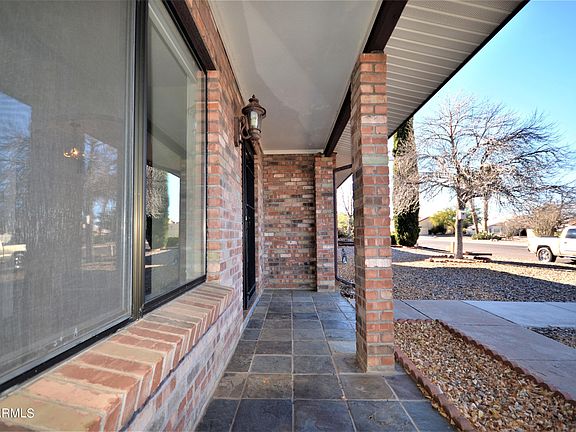 4th image of 2902 Oakmont Dr
