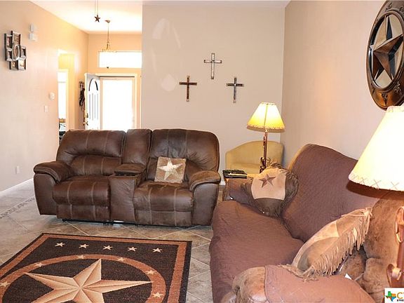 3rd image of 122 Appaloosa Dr
