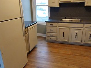 600 Throop St APT 2R, Scranton, PA 18512