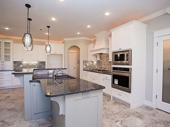 5th image of 1431 Tuscany Dr