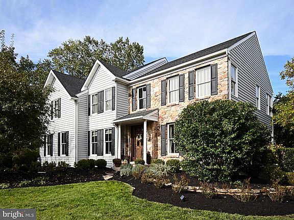 3rd image of 1754 Partridge Rd