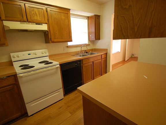 4th image of 2533 Windy Pine Ln
