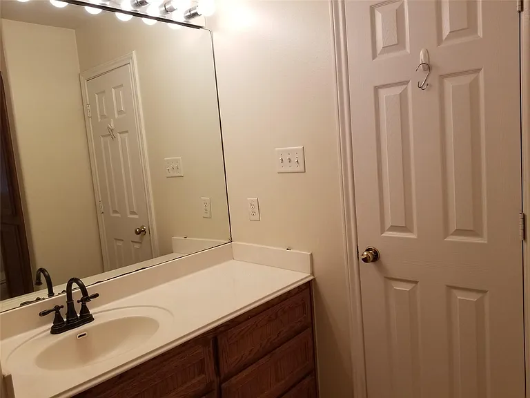 2928 Thrushwood Dr #A — Photo 22
