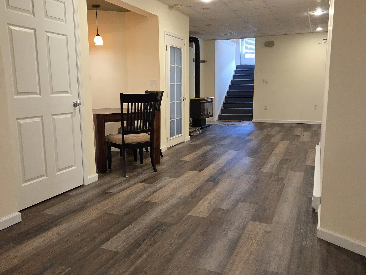 1 bed, 800 sqft, $1,000 — Photo 2