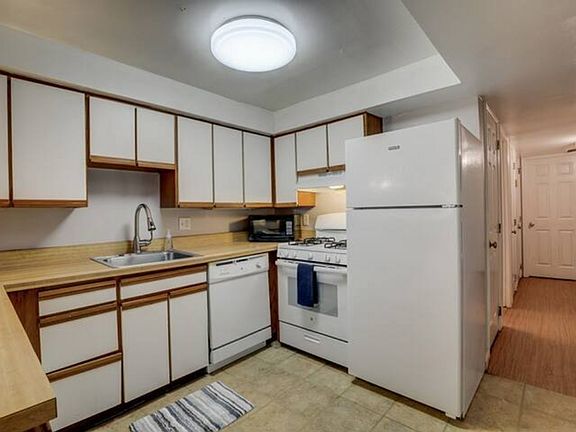 5th image of 420-422 Chestnut St #420-B