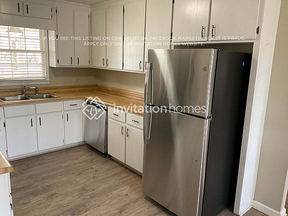 5th image of 612 Sherry Ln