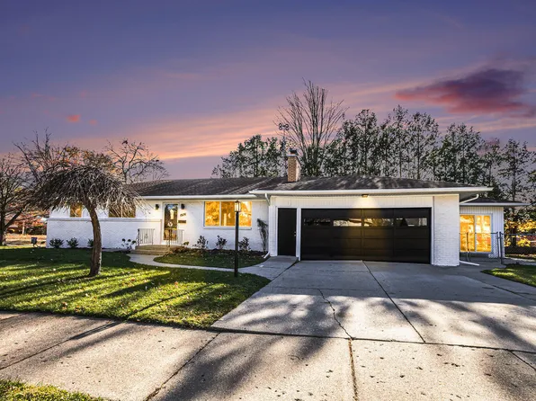 1524 Sweet St NE, Grand Rapids, MI 49505