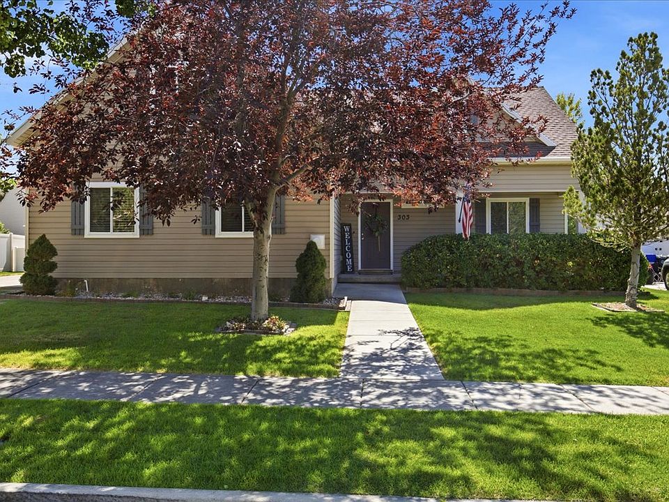 1st image of 303 Durocher Ln