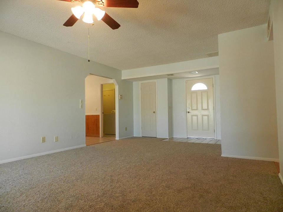 Sundance Way Living Room 2