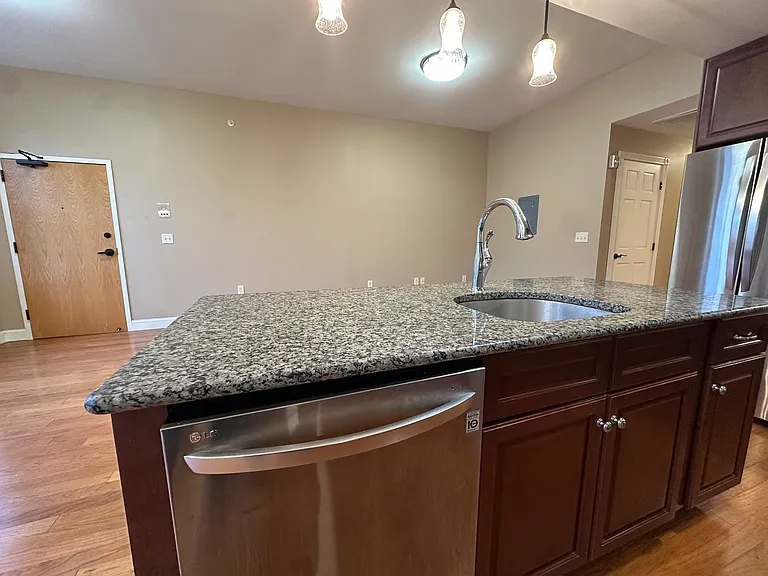 104 N Aurora St #2N — Photo 4
