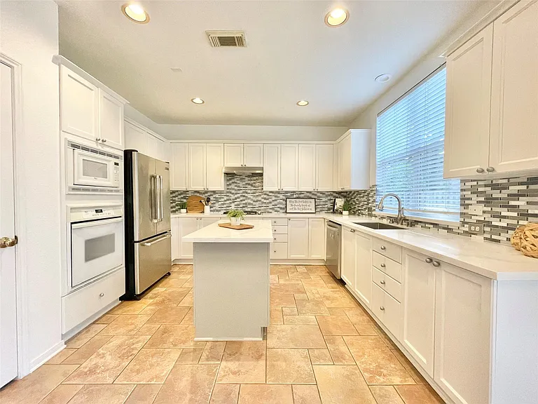 11 Dalea Pl — Photo 15
