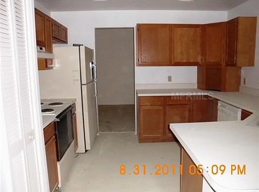 2nd image of 651 Mosquero Ave