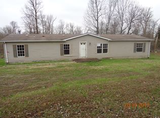 7391 Johnson Mill Rd, Hopkinsville, KY 42240