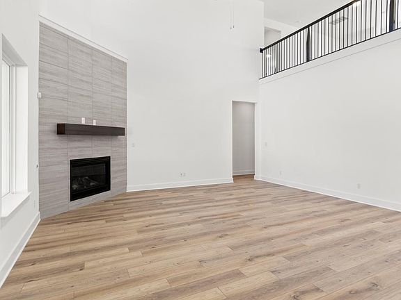 Great room with overlook