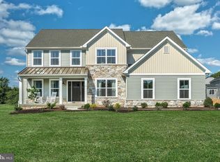 4065 Country Dr, Dover, PA 17315