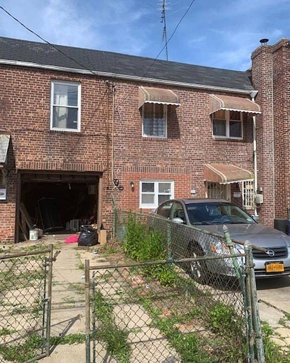 1st image of 102-10 189th St